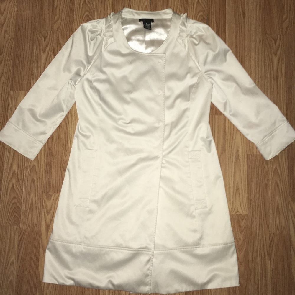 BCBG Long White Dress Coat 3/4 Sleeves